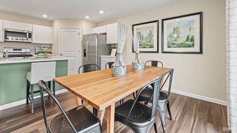 Tiny photo for 12275 Harleys Run, Fort Wayne, IN 46818 (MLS # 202612204)