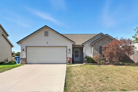 Photo of 3822 Centerstone Parkway, New Haven, IN 46774 (MLS # 202541097)