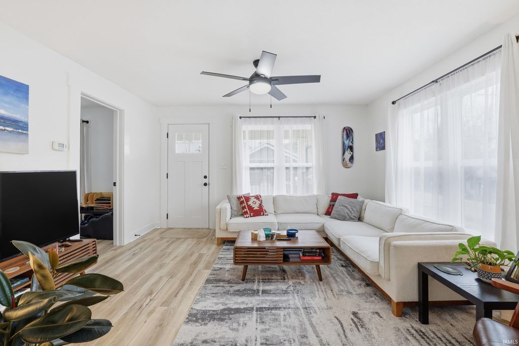 Photo of 2428 S Broadview Drive, Bloomington, IN 47403 (MLS # 202614345)