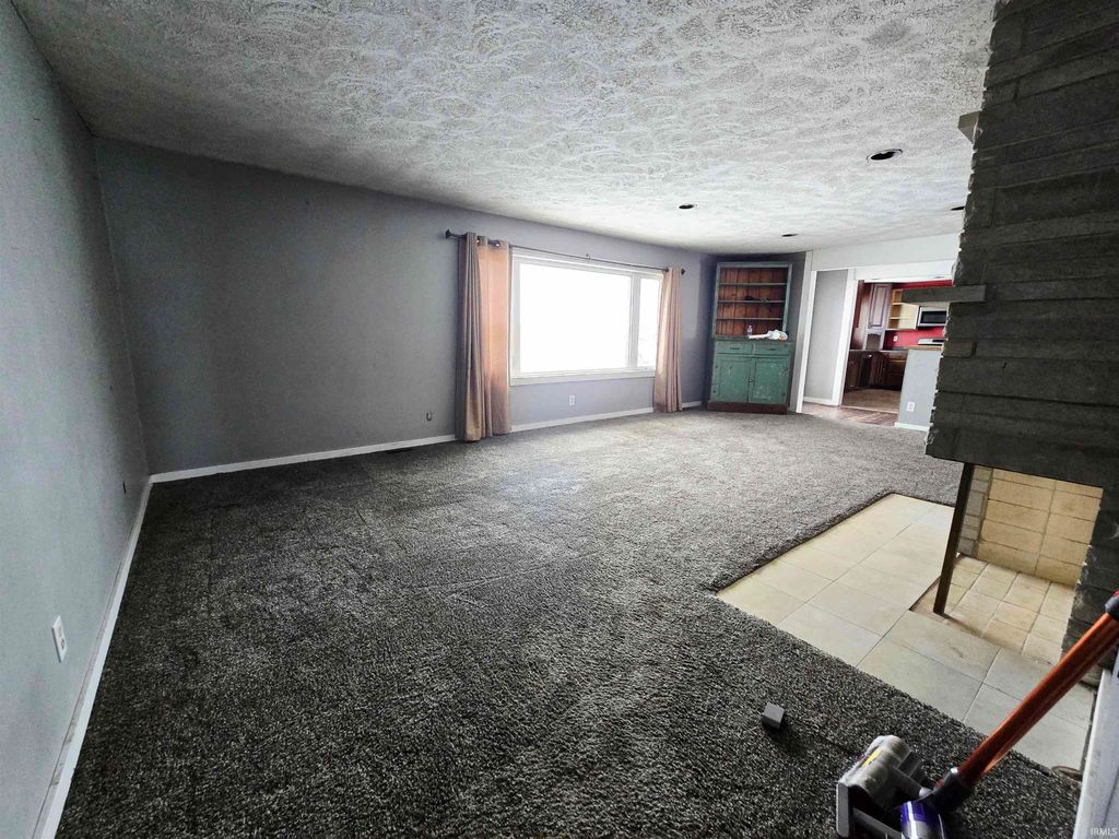 Photo of 187 E 275 North, Reynolds, IN 47980 (MLS # 202548460)