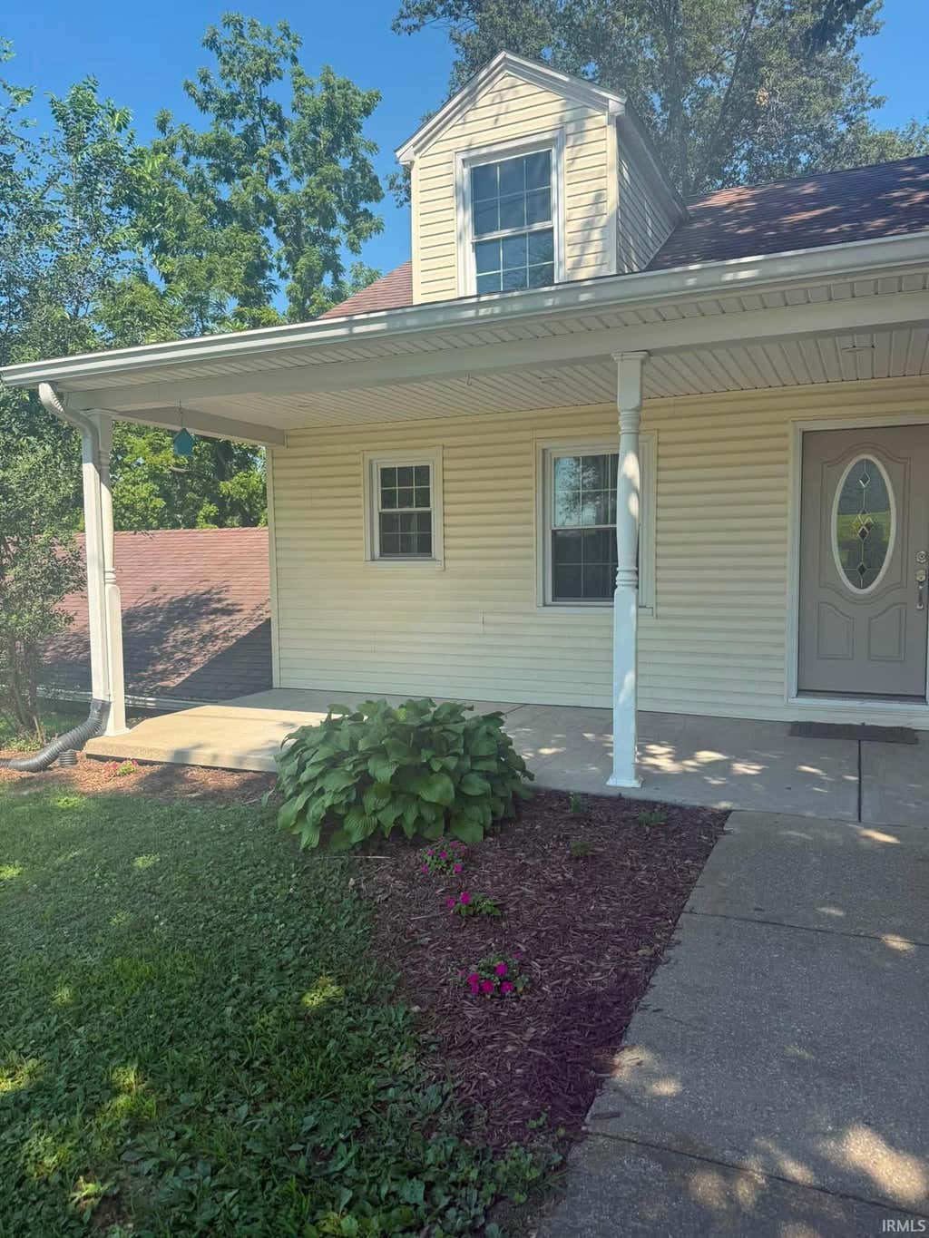 Photo of 204 S State Street, Oaktown, IN 47561 (MLS # 202628199)