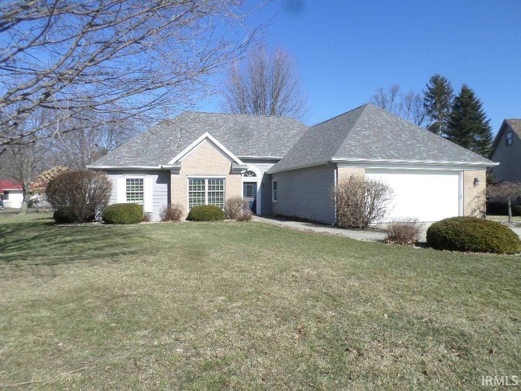 Photo of 922 Arthur Street, Rochester, IN 46975 (MLS # 202606610)