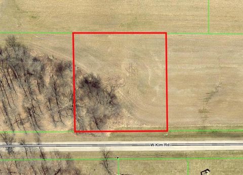 Photo of Lot 21 W Kim Road, Peru, IN 46970 (MLS # 202148700)