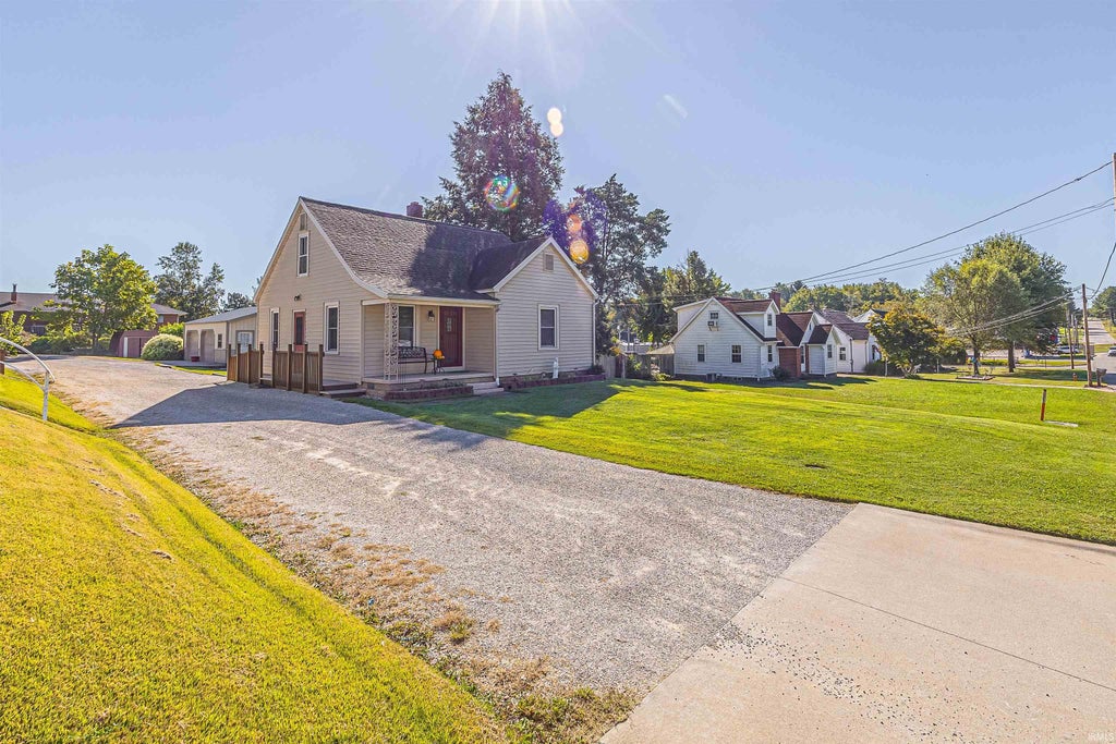 Photo of 211 S Main Street, Huntingburg, IN 47542 (MLS # 202641101)
