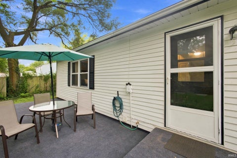 Tiny photo for 8831 Hollowood Drive, Indianapolis, IN 46234 (MLS # 202635305)