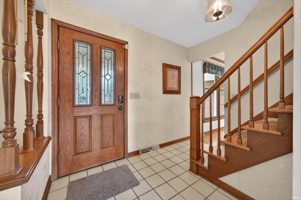 Photo of 2916 ROSE Lane, Kokomo, IN 46902 (MLS # 202620330)