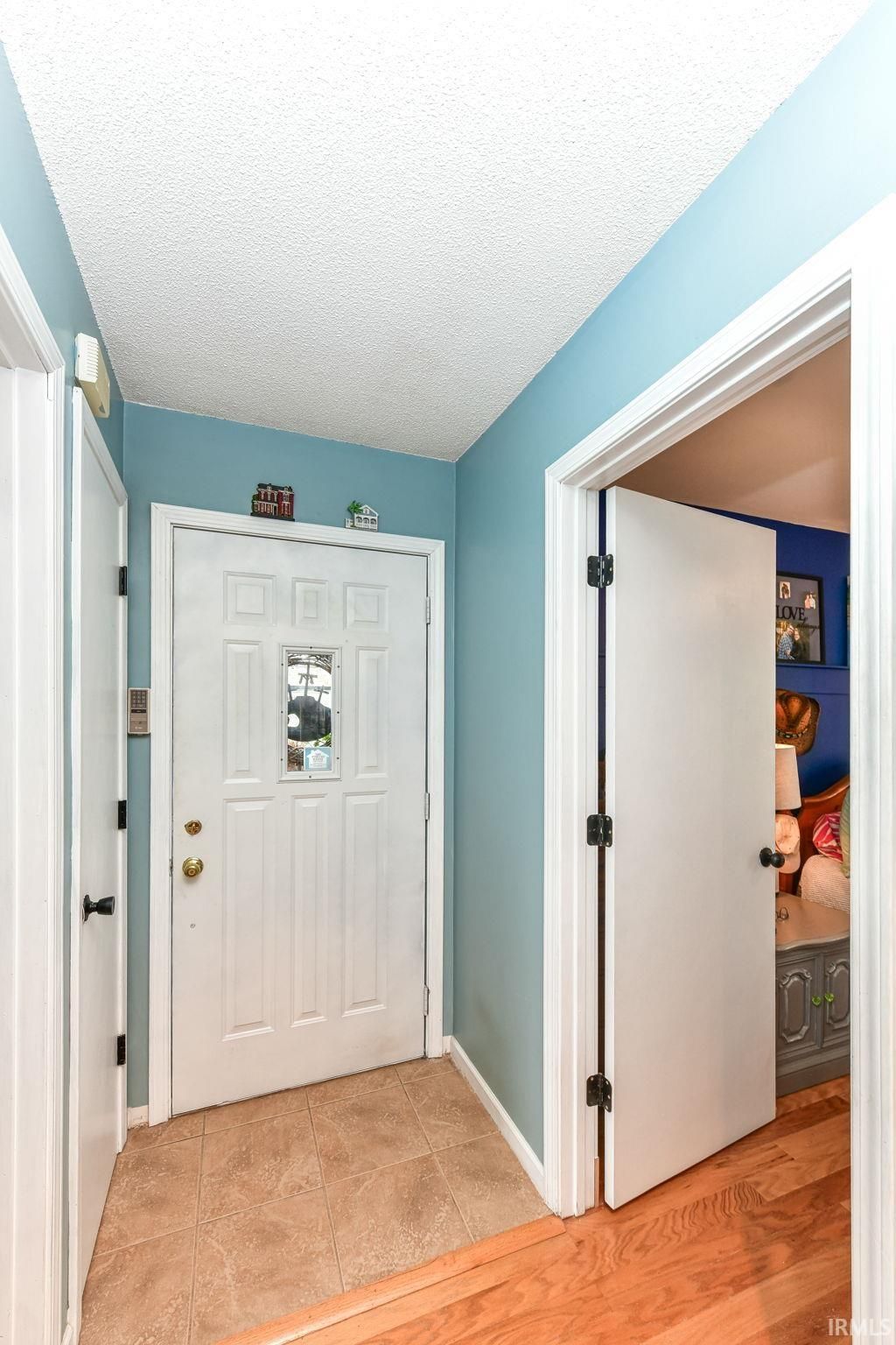 Photo of 3810 S Walnut Bend, Marion, IN 46953 (MLS # 202610788)