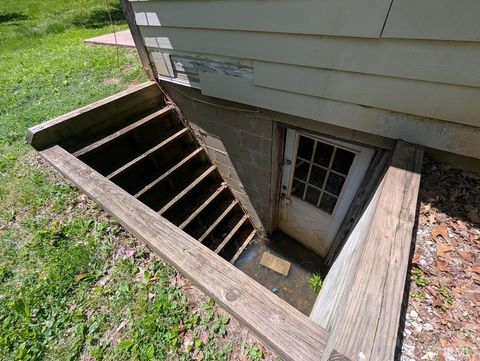 Tiny photo for 925 Pumpkinvine Hill Road, Martinsville, IN 46151 (MLS # 202618476)