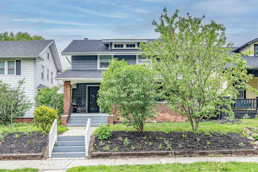 Photo of 1017 Northwood Boulevard, Fort Wayne, IN 46805 (MLS # 202617595)