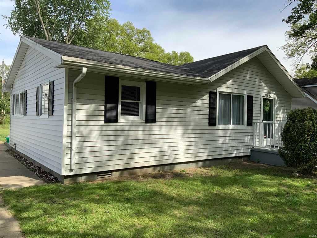 Photo of 50632 Kenilworth Road, South Bend, IN 46637 (MLS # 202619324)