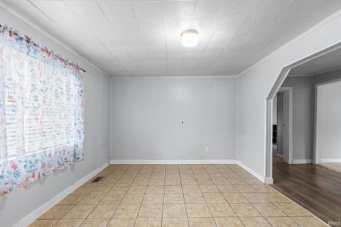 Tiny photo for 950 E Clark Street, Warsaw, IN 46580 (MLS # 202618763)