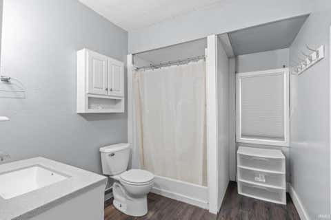 Tiny photo for 950 E Clark Street, Warsaw, IN 46580 (MLS # 202618763)