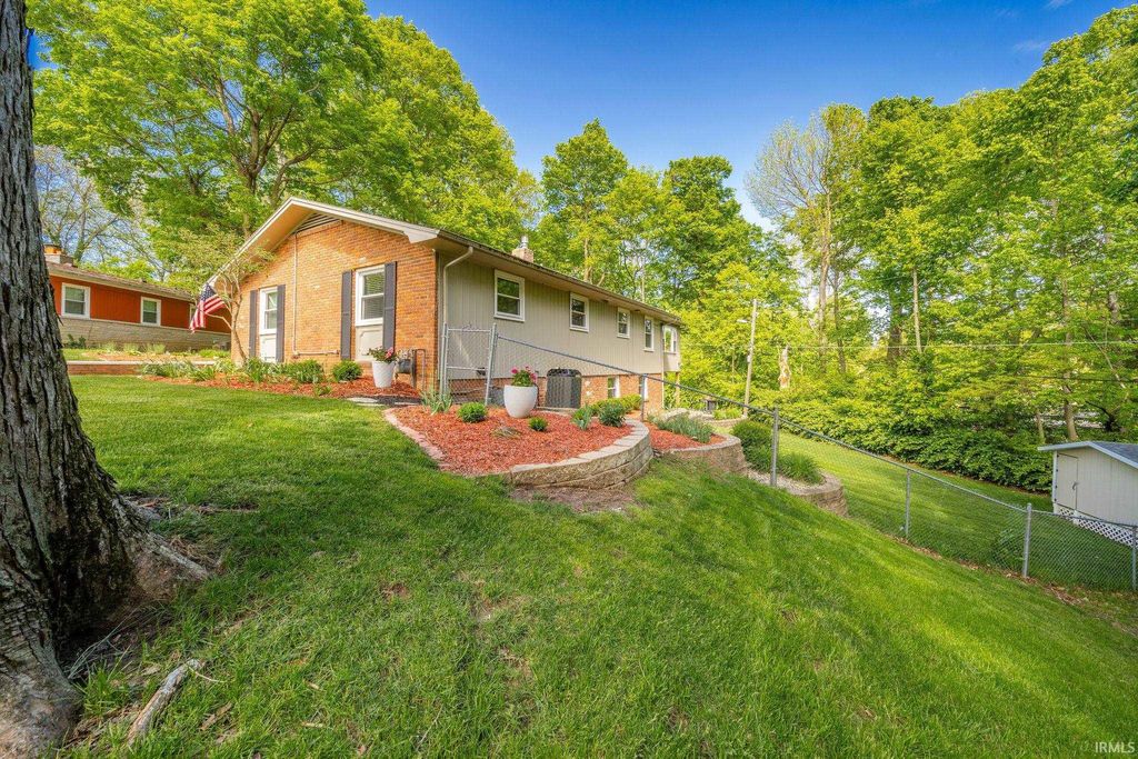 Photo of 930 Jameson Court, New Castle, IN 47362 (MLS # 202617857)