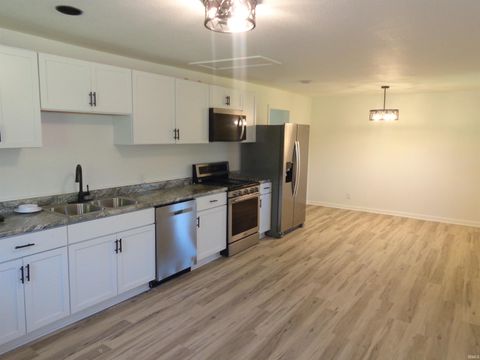Tiny photo for 3311 Chestnut Street, Fort Wayne, IN 46803 (MLS # 202618526)