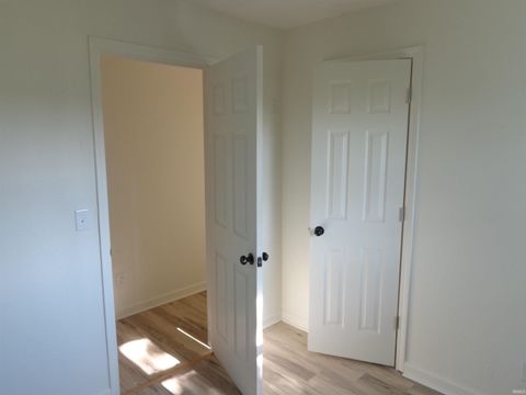 Tiny photo for 3311 Chestnut Street, Fort Wayne, IN 46803 (MLS # 202618526)