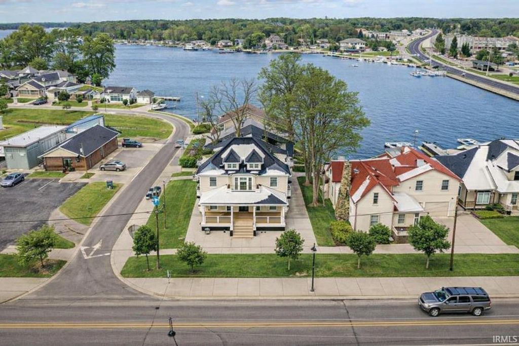 Photo of 3910 E Bellefontaine Road, Hamilton, IN 46742 (MLS # 202601558)