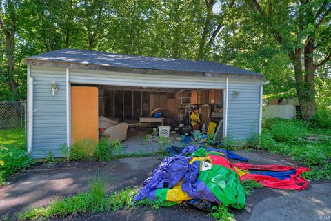 Tiny photo for 2307 Bell Street, Gary, IN 46406 (MLS # 202623401)