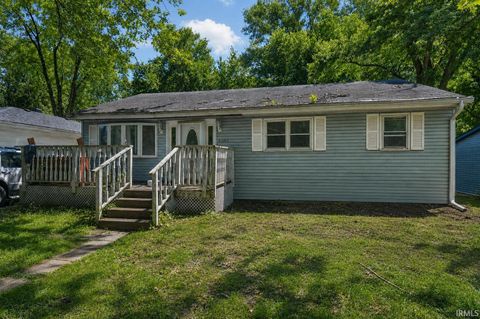 Photo of 2307 Bell Street, Gary, IN 46406 (MLS # 202623401)