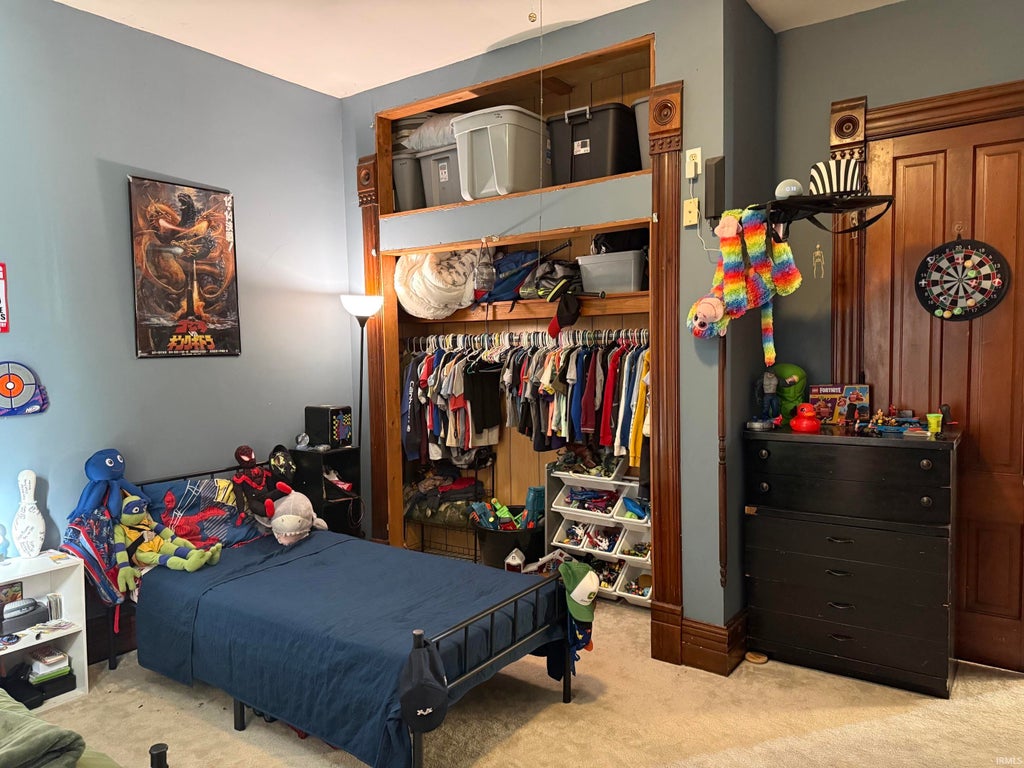 Photo of 706 W Broadway St, Logansport, IN 46947 (MLS # 202641200)