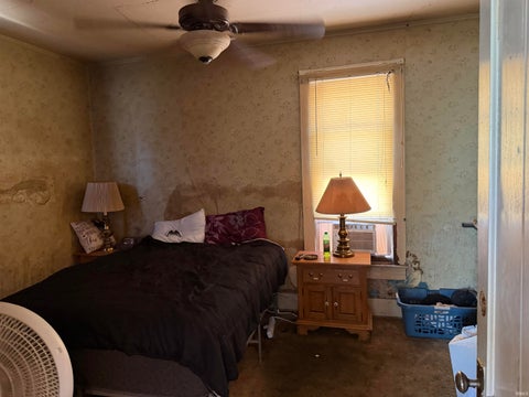 Tiny photo for 125 E Linden Avenue, Logansport, IN 46947 (MLS # 202636930)