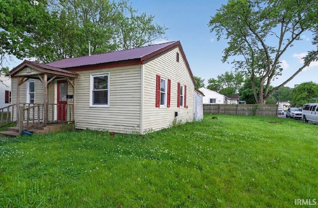 Photo of 428 W Townley Street, Bluffton, IN 46714 (MLS # 202619542)