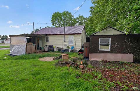 Tiny photo for 428 W Townley Street, Bluffton, IN 46714 (MLS # 202619542)