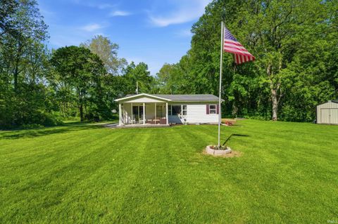 Photo of 5733 US 421, Rossville, IN 46065 (MLS # 202618435)