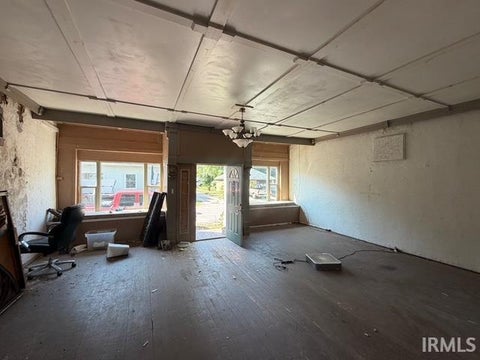 Tiny photo for 809 6th Street, Bedford, IN 47421 (MLS # 202638799)
