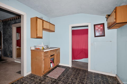 Tiny photo for 433 S Armstrong Street, Kokomo, IN 46901 (MLS # 202632689)