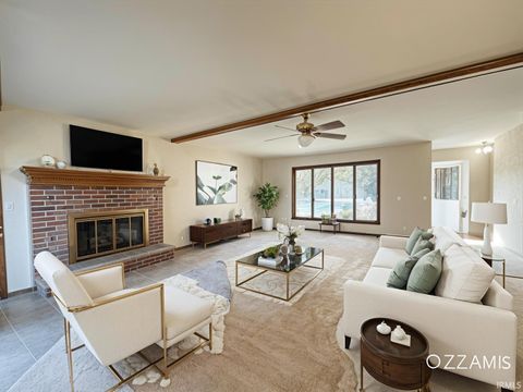 Tiny photo for 904 N HICKORY Lane, Kokomo, IN 46902 (MLS # 202545595)