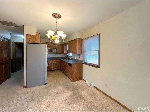 Tiny photo for 904 N HICKORY Lane, Kokomo, IN 46902 (MLS # 202545595)