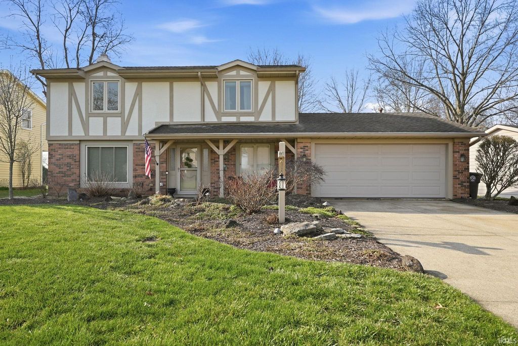 Photo of 8825 Voyager Drive, Fort Wayne, IN 46804 (MLS # 202612270)