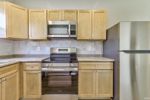 Tiny photo for 1223-1225 Culver Drive, Evansville, IN 47713 (MLS # 202634275)