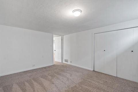 Tiny photo for 1609 Westchester Drive, North Manchester, IN 46962 (MLS # 202608740)