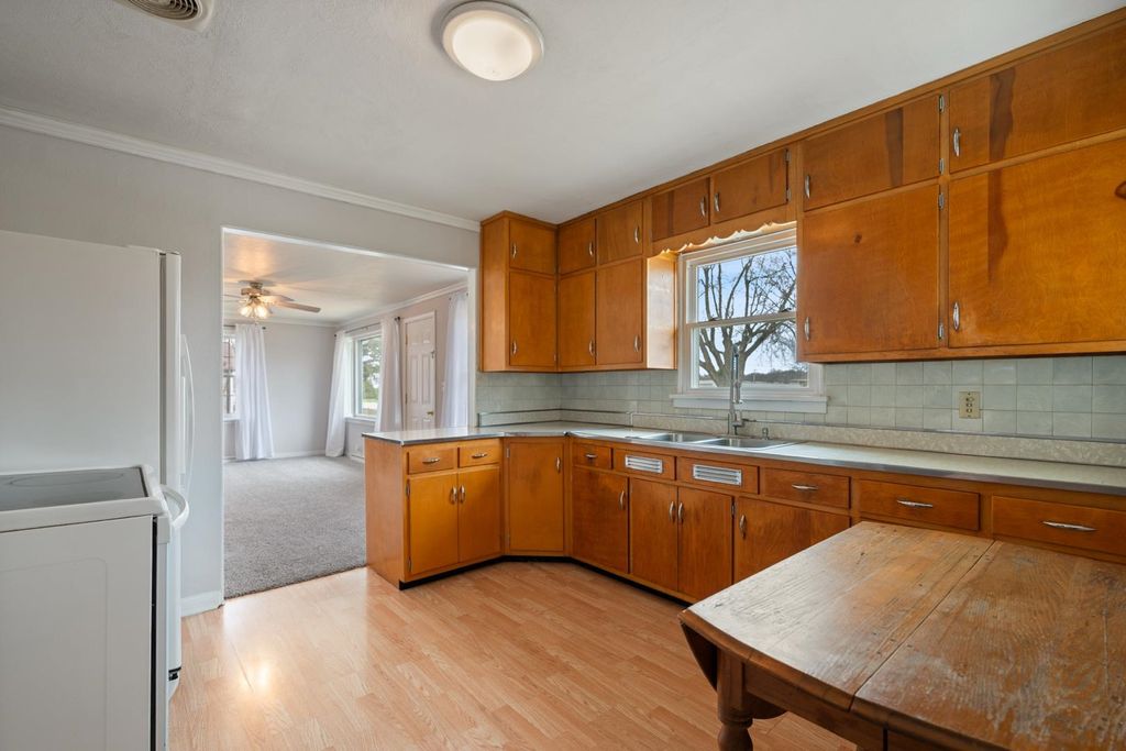 Photo of 1609 Westchester Drive, North Manchester, IN 46562 (MLS # 202608740)