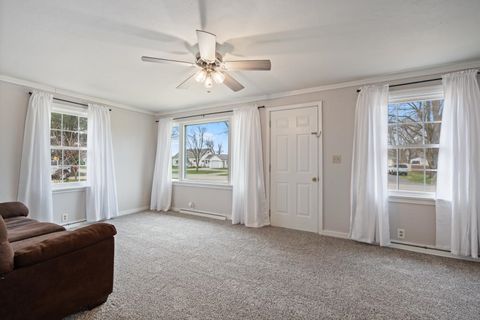 Tiny photo for 1609 Westchester Drive, North Manchester, IN 46962 (MLS # 202608740)