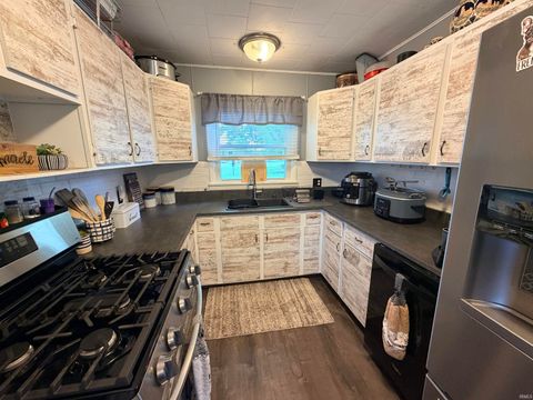 Tiny photo for 508 W Shield Avenue, Monon, IN 47959 (MLS # 202615867)