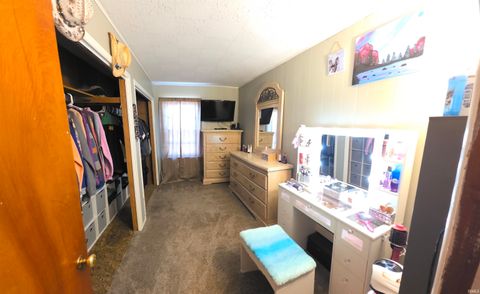 Tiny photo for 508 W Shield Avenue, Monon, IN 47959 (MLS # 202615867)
