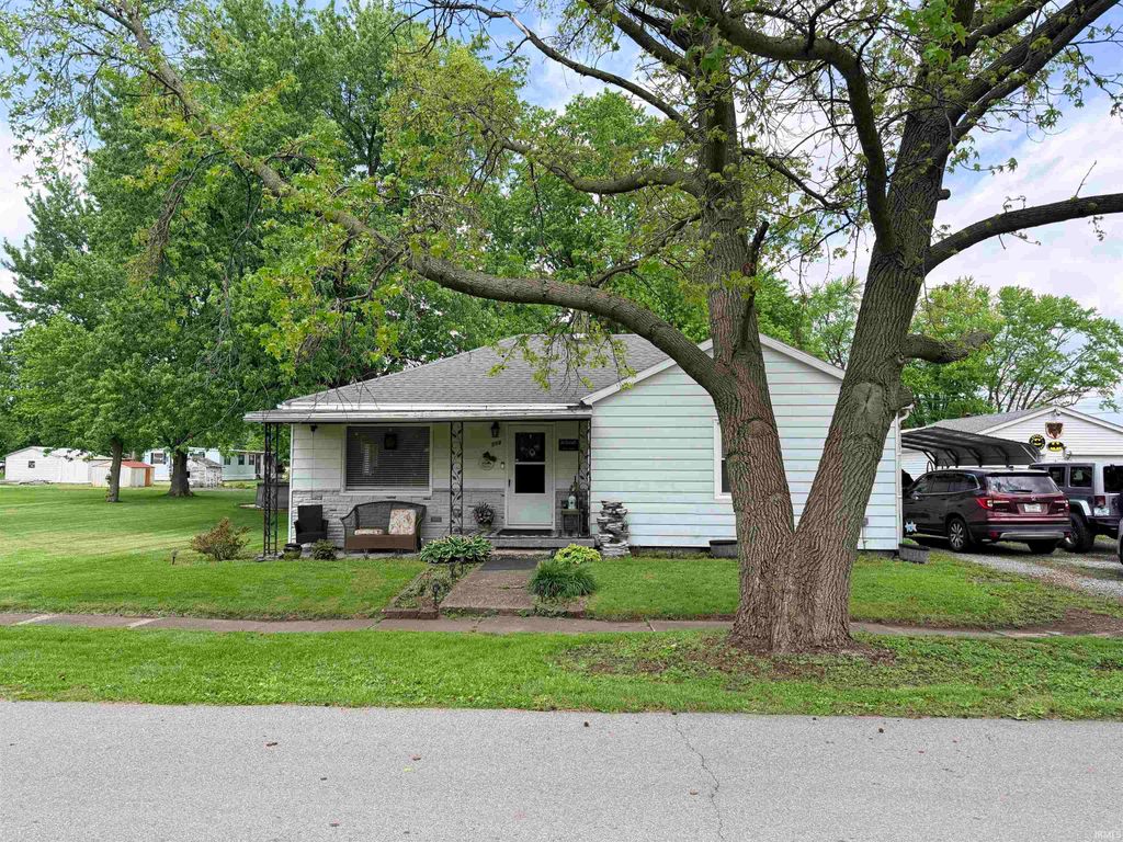 Photo of 508 W Shield Avenue, Monon, IN 47959 (MLS # 202615867)