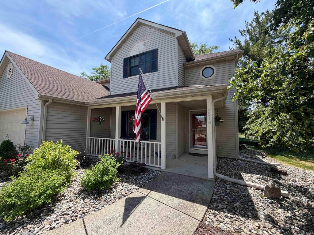 Photo of 6516 Shoreside Drive, Fort Wayne, IN 46845 (MLS # 202621724)