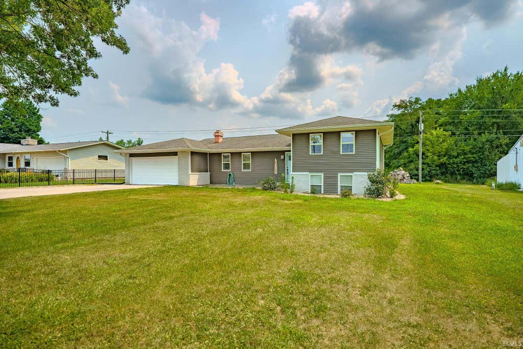 Photo of 4823 E 300 N, Lafayette, IN 47905 (MLS # 202628758)