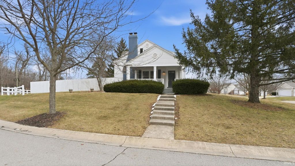 Photo of 7626 Irwin Pines Court, Fort Wayne, IN 46804 (MLS # 202606277)