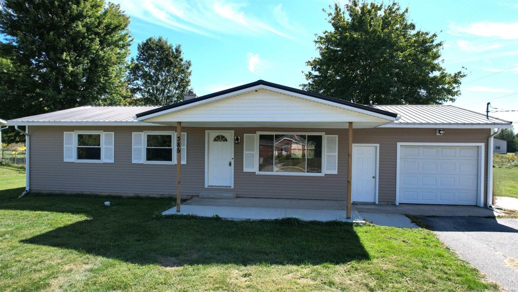 Photo of 385 W State Road 32, Crawfordsville, IN 47933 (MLS # 202640301)
