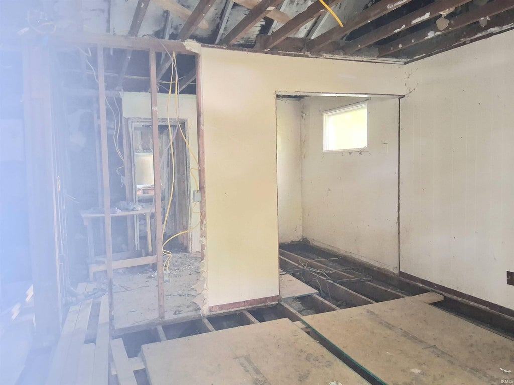 Photo of 2318 N Wolfe Street, Muncie, IN 47303 (MLS # 202627671)