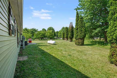 Tiny photo for 6630 W 480 N, Orland, IN 46776 (MLS # 202622472)