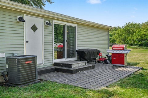 Tiny photo for 6630 W 480 N, Orland, IN 46776 (MLS # 202622472)
