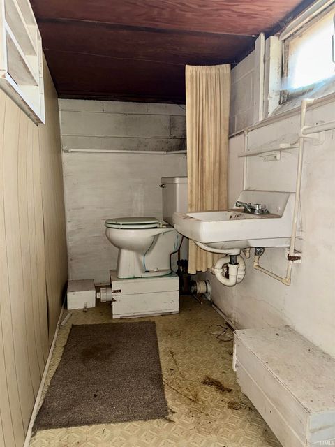 Tiny photo for 507 Turner Terrace, Walton, IN 46994 (MLS # 202547088)