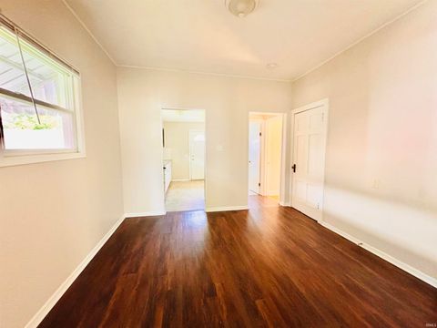 Tiny photo for 706 Madison Avenue, Evansville, IN 47713 (MLS # 202618699)