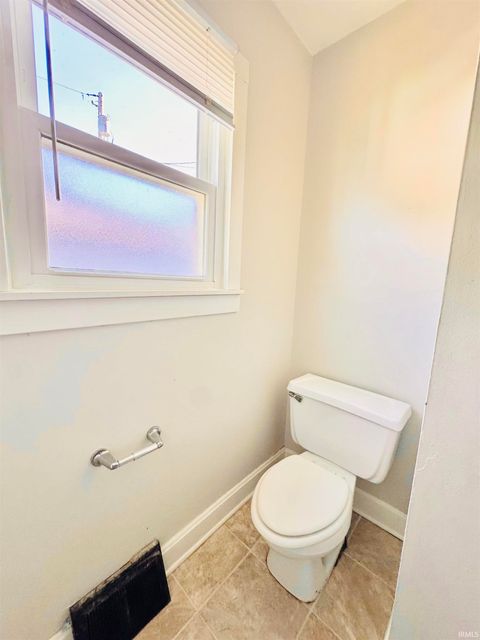 Tiny photo for 706 Madison Avenue, Evansville, IN 47713 (MLS # 202618699)