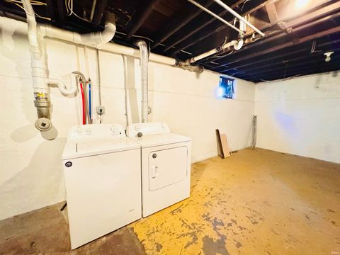 Tiny photo for 706 Madison Avenue, Evansville, IN 47713 (MLS # 202618699)
